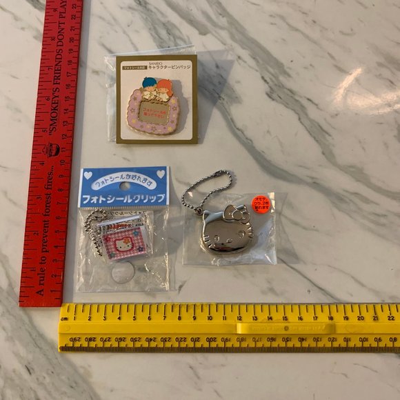 Lot of 3 Vintage Hello Kitty My Little Twin Star Sanrio mini frames / na… - Picture 1 of 12